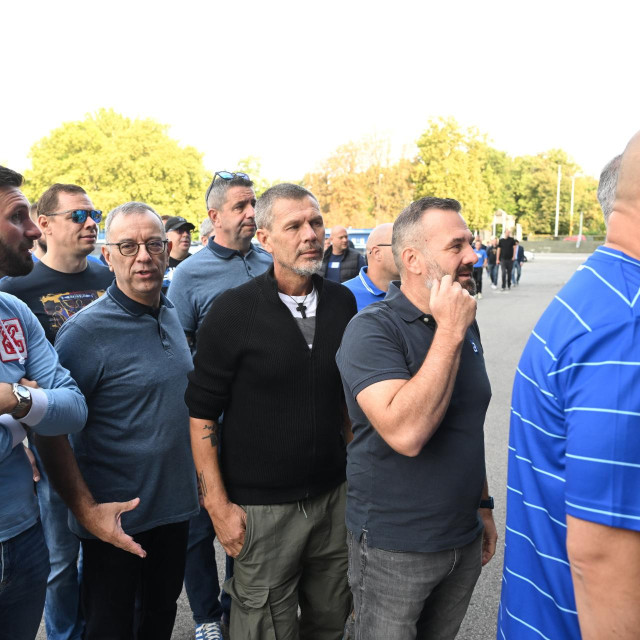 Zvonimir Boban čekao je u redu s navijačima