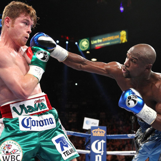 Canelo Alvarez (lijevo) vs. Floyd Mayweather Jr.
