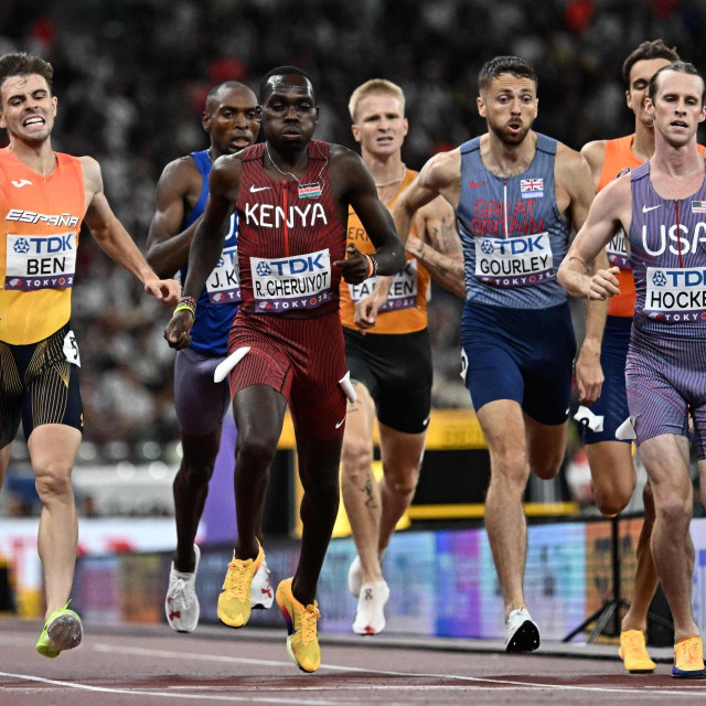 Isaac Nader, Adrian Ben, Jonah Koech, Reynold Cheruiyot, Robert Farken, Neil Gourley, Stefan Nillessen i Cole Hocker u finišu utrke na 1500 metara