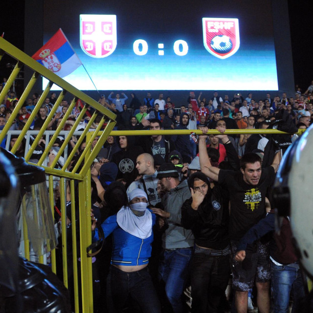 14.10.2014. - Neredi u Beogradu na utakmici Srbije i Albanije