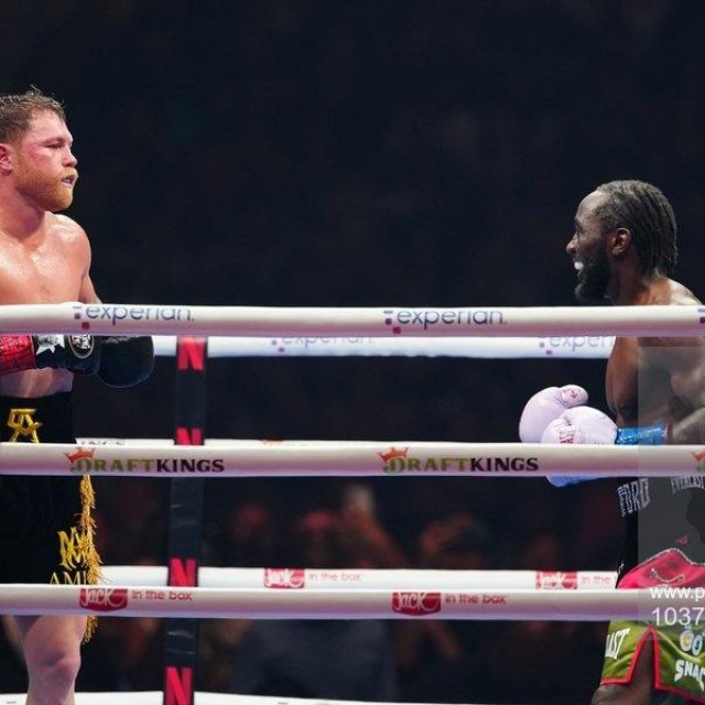 Canelo Alvarez vs Terence Crawford