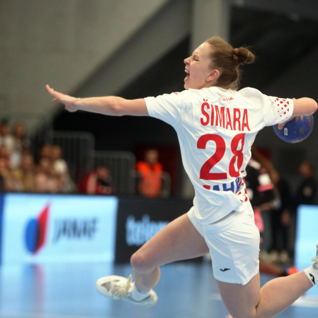 Veliki izazov u Češkoj - Andrea Šimara