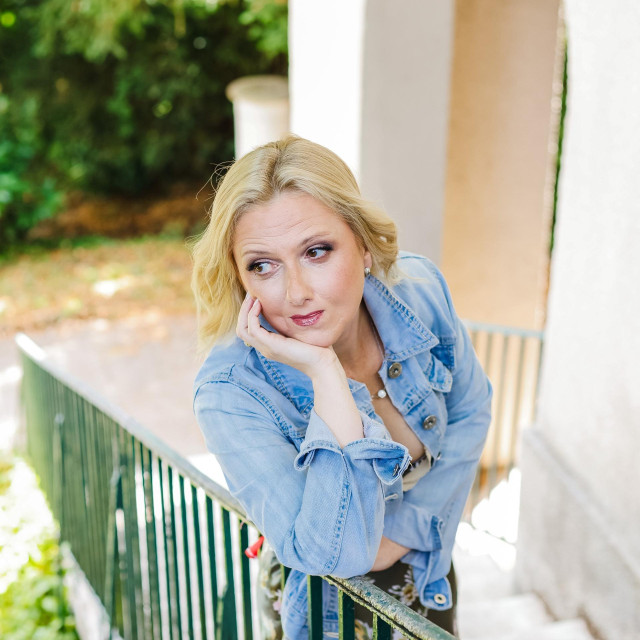 Trenutačno se i nedjeljom budi rano jer užurbano priprema novu predstavu