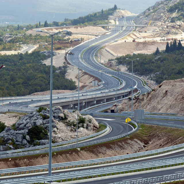 Ilustracija, gradnja autoceste