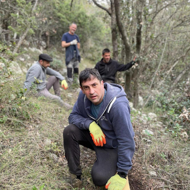 Goran Bogdan je jedan od velike skupine umjetnika koji apeliraju za viški vodovod ostane pod upravom otoka