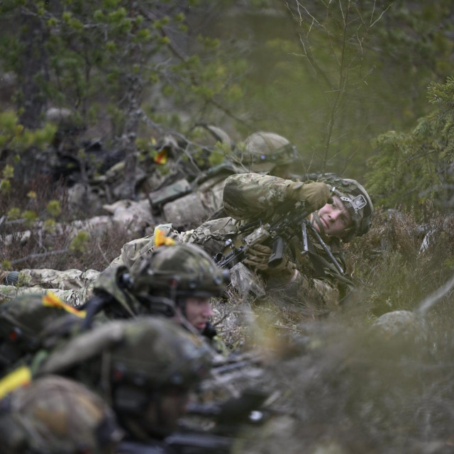 Finski i američki vojnici