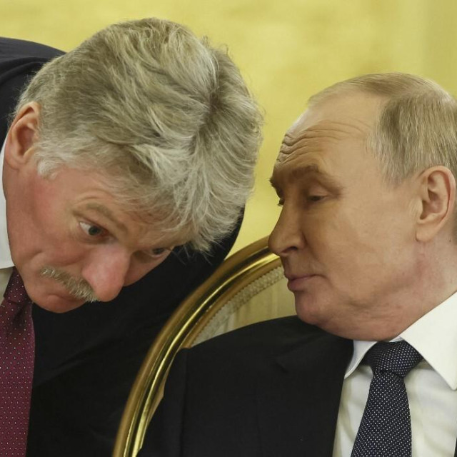 Dmitrij Peskov i Vladimir Putin