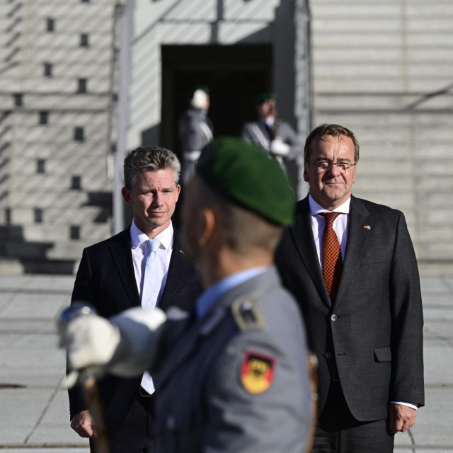 Boris Pistorius (desno)