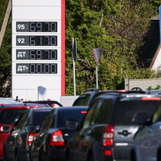 Benzinska postaja u Lugansku