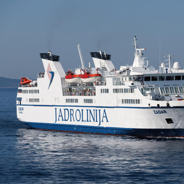 Trajekt Jadrolinije