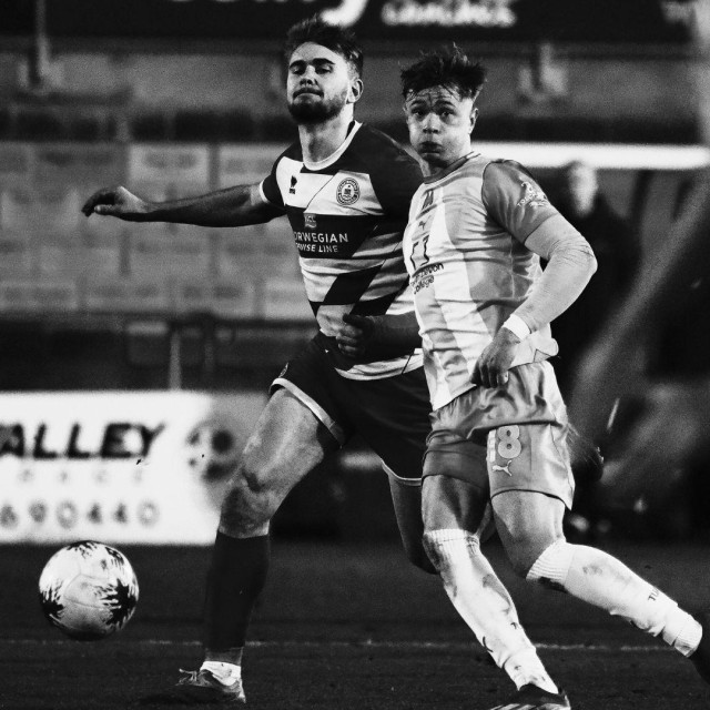 Billy Vigar (lijevo na fotografiji)