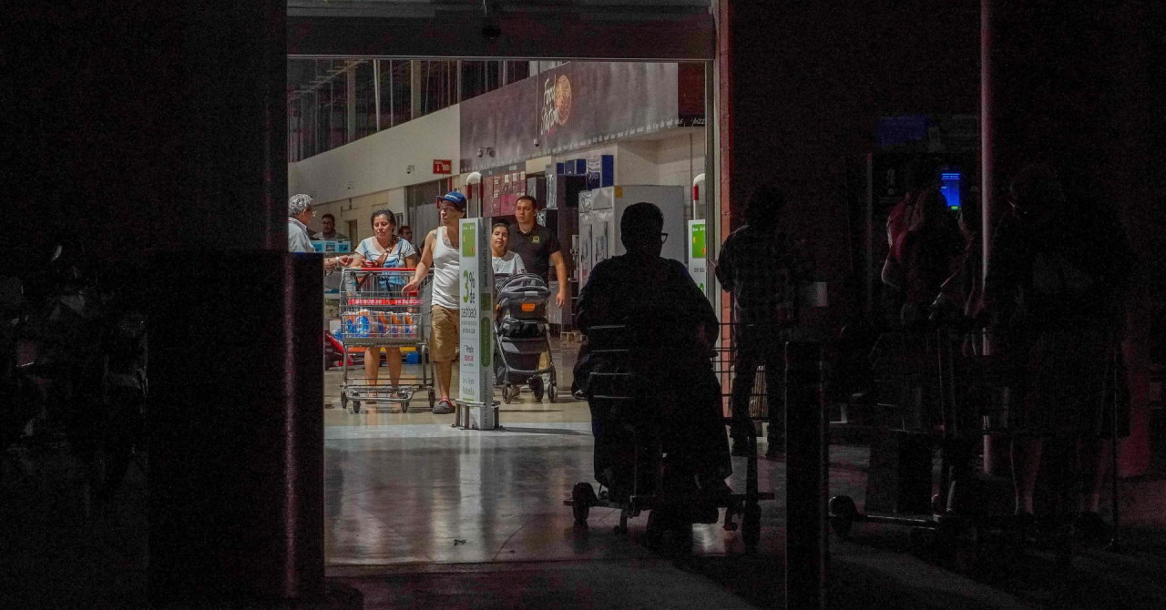 Više od 2,3 milijuna ljudi u popularnom turističkom odredištu ostalo bez struje: Zavladao prometni kaos, sve je u mraku...