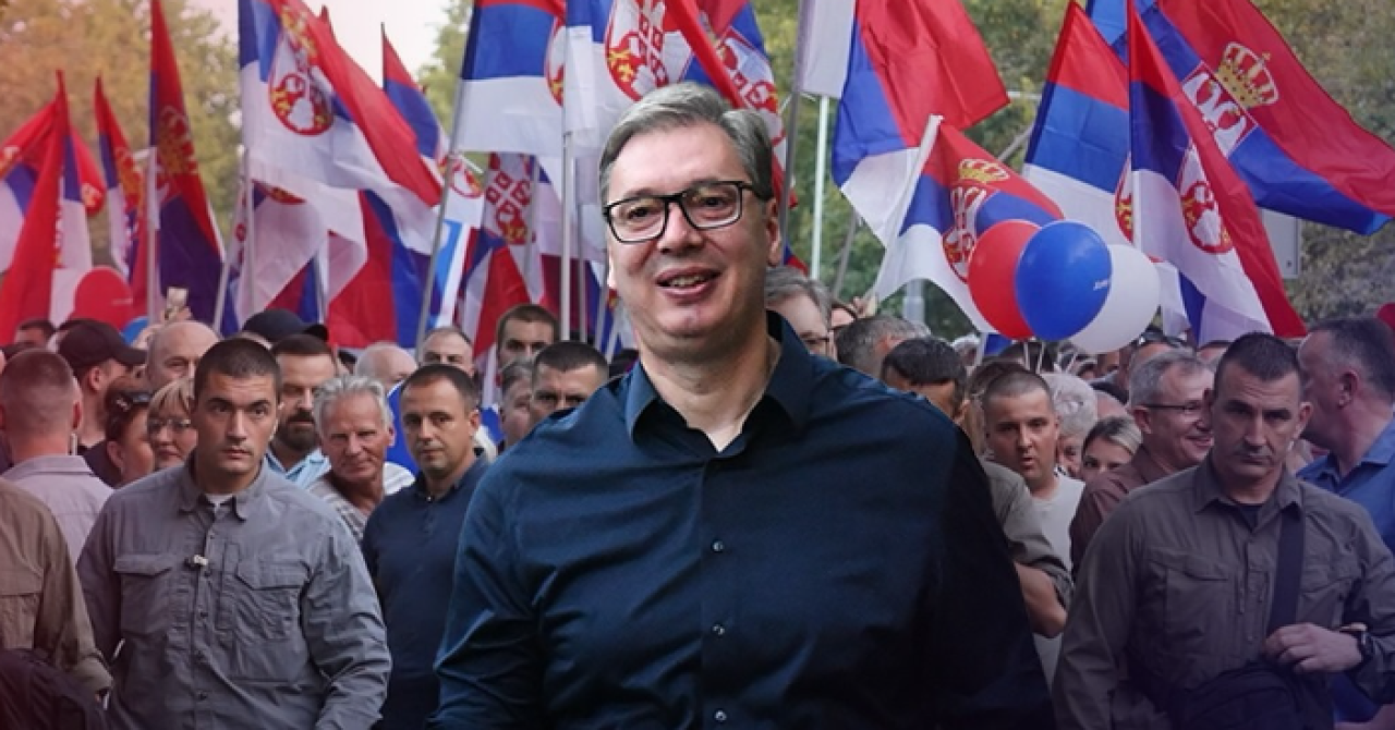 Srbskega predsednika Vučića obtožujejo uporabe Photoshopa na uradni fotografiji