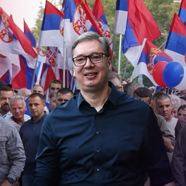 Fotošopirana fotografija Aleksandra Vučića
