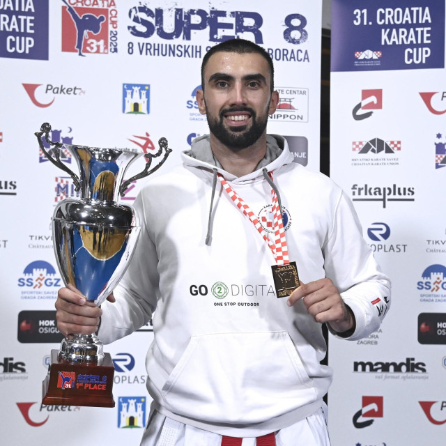 Anđelo Kvesić, pobjednik Croatia kupa - Super 8 turnira