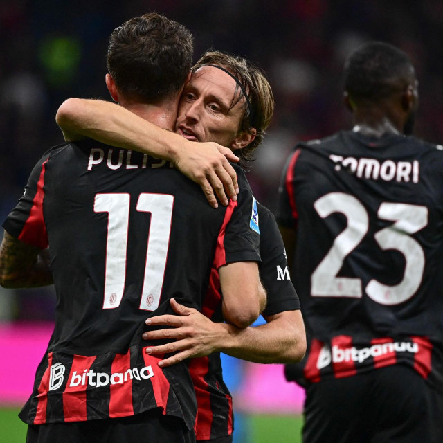 Luka Modrić i Christian Pulišić, Milan