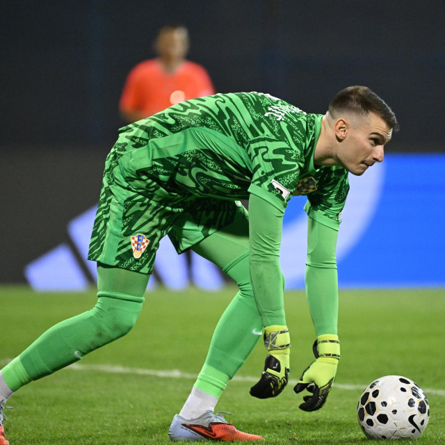 Dominik Livaković i dalje ne brani za Gironu