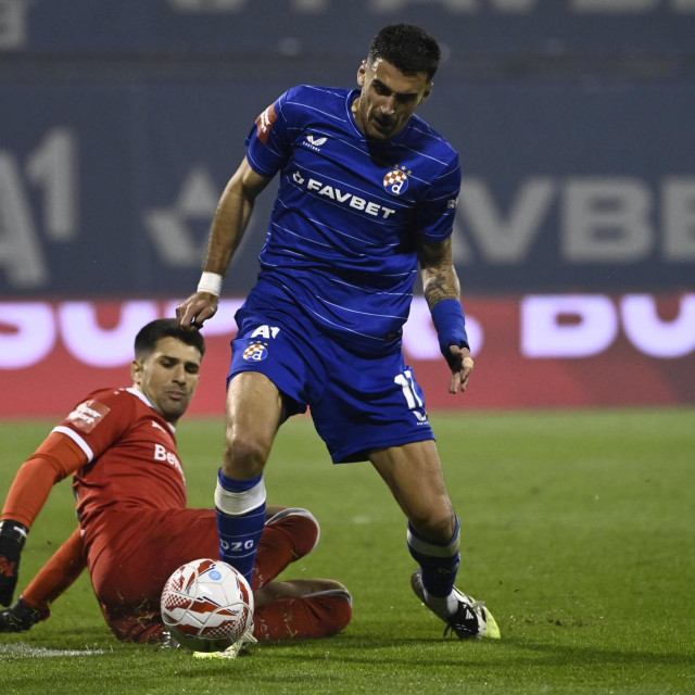 Dinamo - Slaven Belupo: Osman Hadžikić, Sandro Kulenović