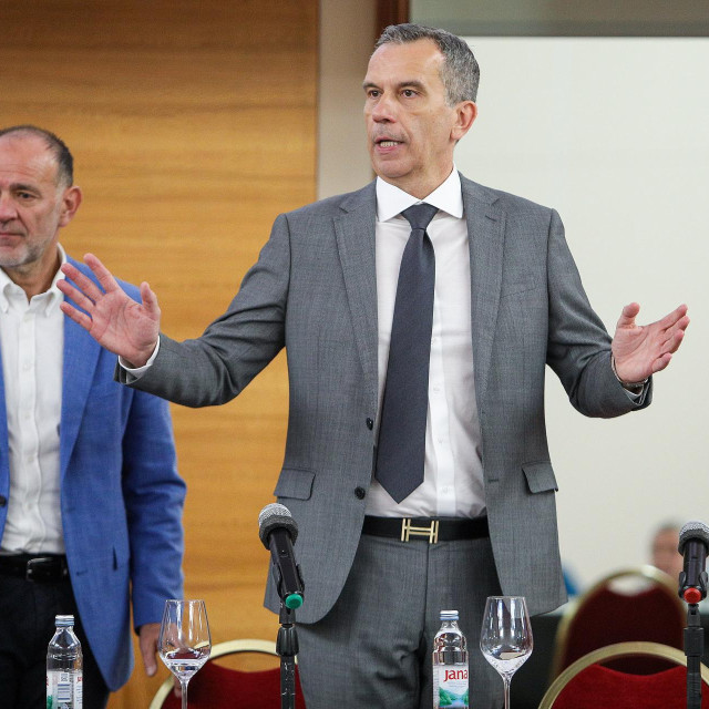 Tomislav Svetina na Skupštini Zagrebačkog nogometnog saveza.