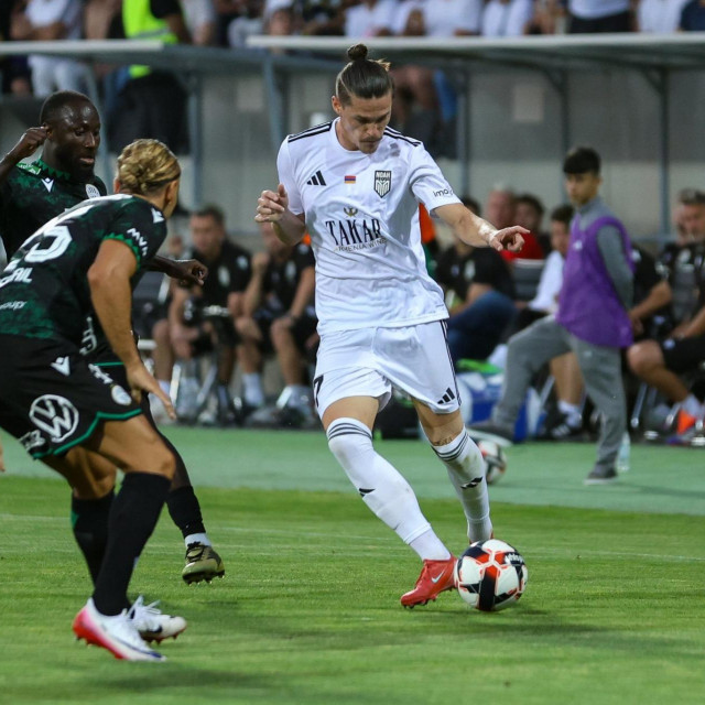 Alen Grgić u dresu Noaha