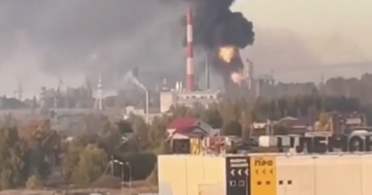 Gori jedna od najvećih rafinerija u Rusiji