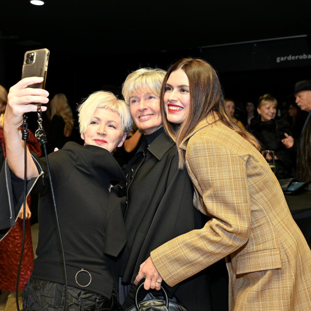 Ksenija Vrbanić, Tihana Harapin Zalepugin i Anita Dujić Broadfoot
 