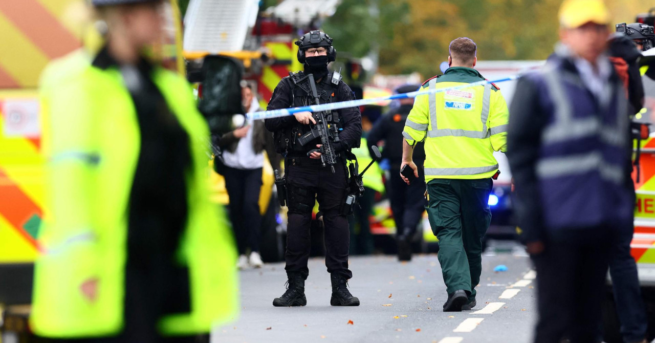 Napad u sinagogi u Manchesteru, policija ubila napadača? Svjedok: ‘Mislio sam da je sudar, a onda ugledao taj prizor‘