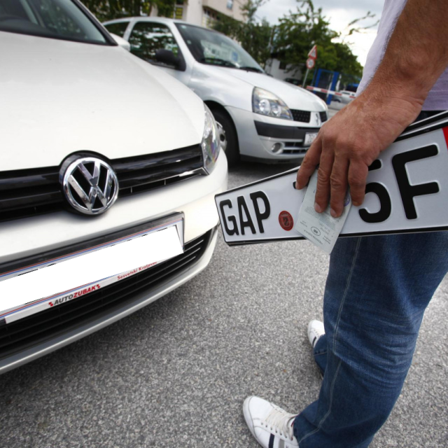 Rabljeni automobili iz Njemačke, ilustracija