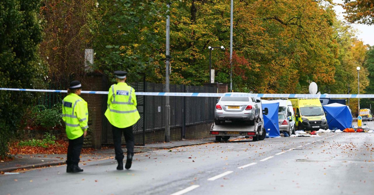 Policija ispituje šest osoba nakon napada na sinagogu u Manchesteru
