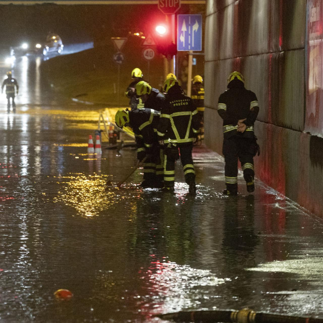 Poplavljeni podvožnjak u Zagrebu (ilustracija)