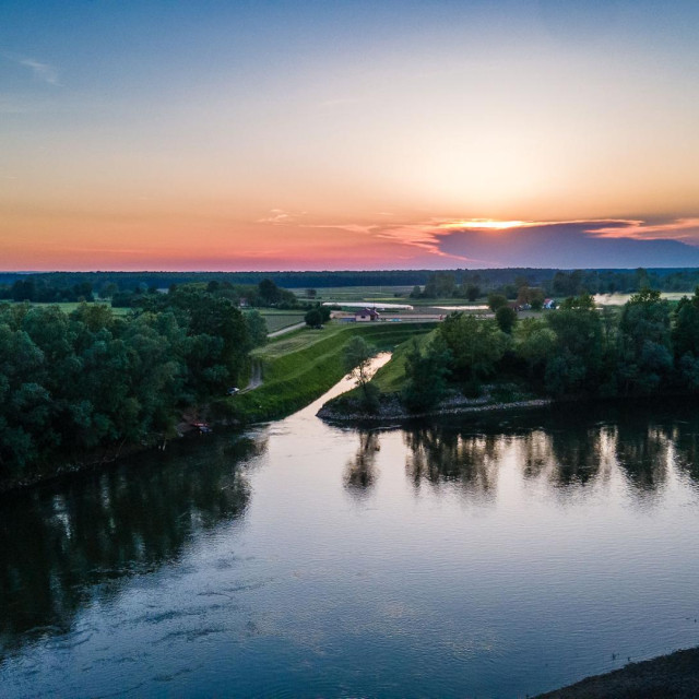 Okolica Pitomače u bojama mira i tišine