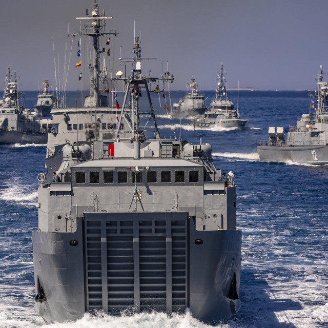 Hrvatska ratna mornarica