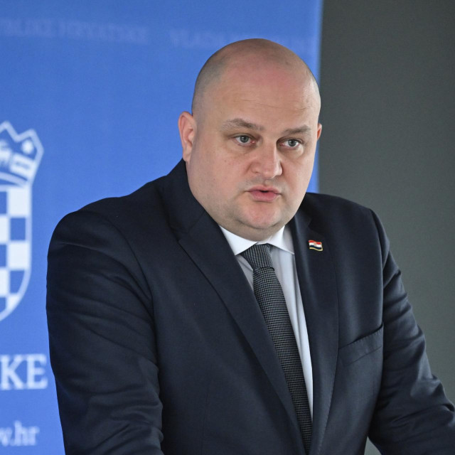 Ministar gospodarstva Ante Šušnjar