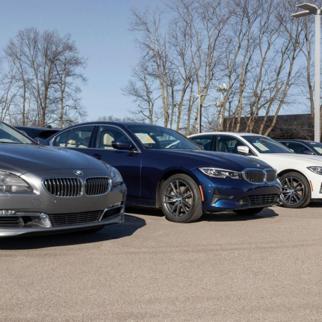 Rabljeni automobili, ilustracija