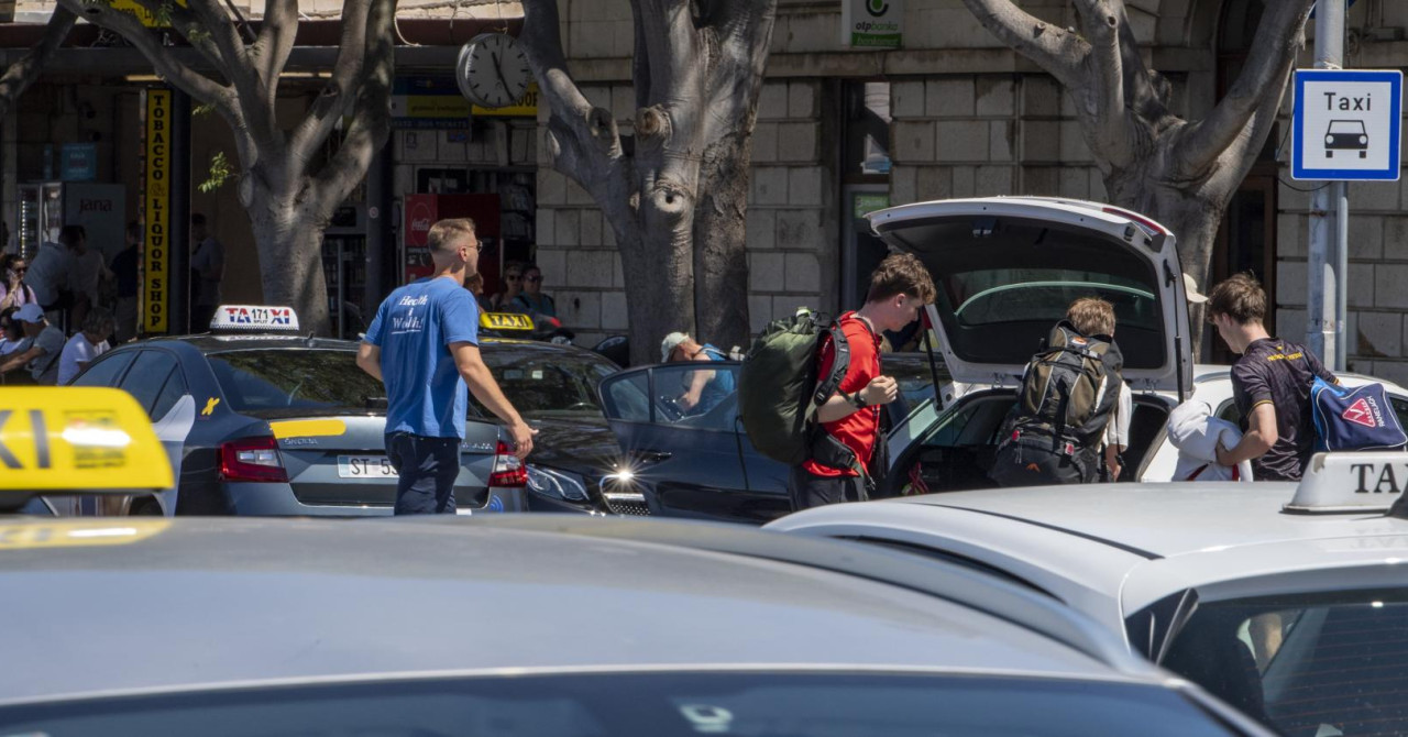 Velika akcija policije: Zbog brojnih nepravilnosti prijavljeno više taksista u Splitu