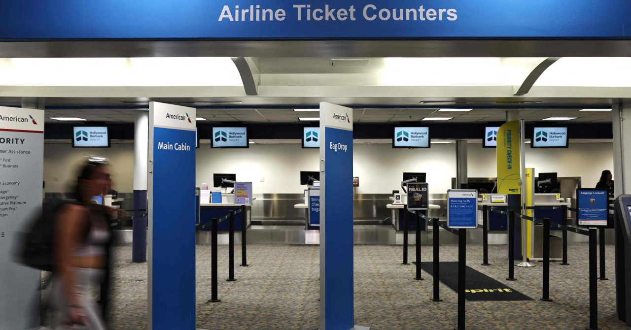 Kaos na američkim aerodromima: Nedostatak osoblja, kontrolori rade bez plaće, letovi kasne i do 40 minuta