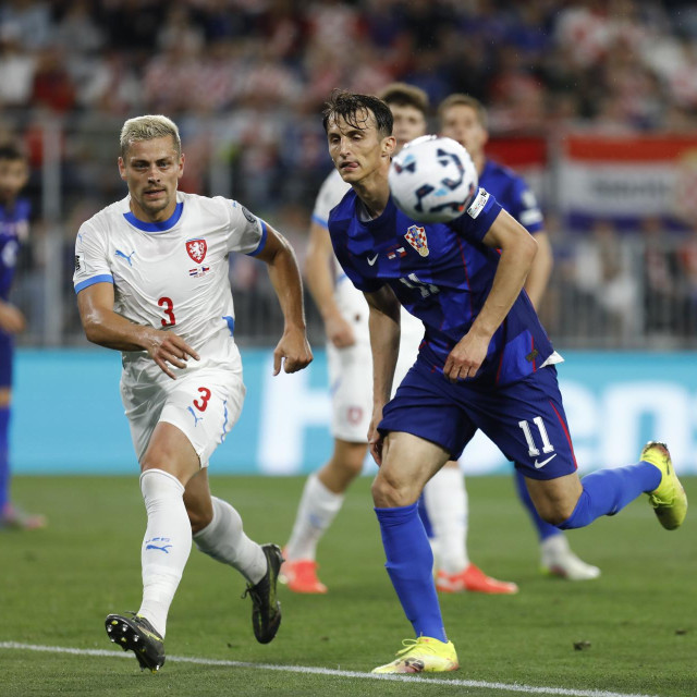 Tomaš Holeš i Ante Budimir na utakmici Hrvatske i Češke u Osijeku