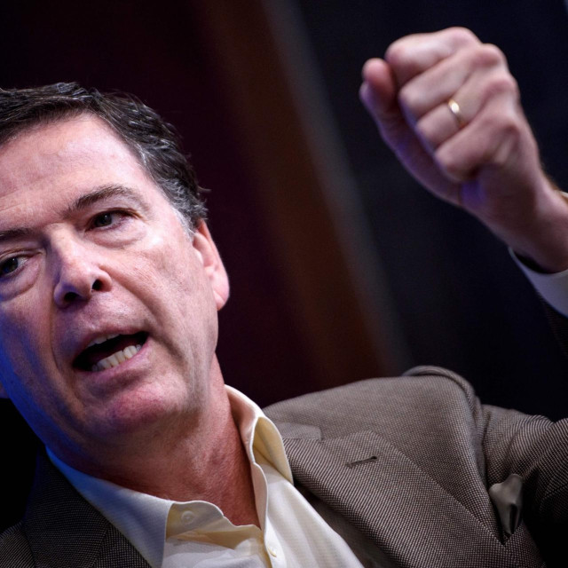 Bivši direktor FBI-ja James Comey