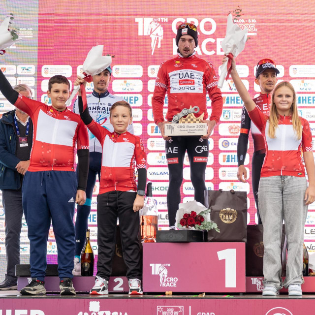 Ukupni pobjednici Kids CRO Racea stali su na pozornicu uz dvostrukog pobjednika CRO Racea Brandona McNultyja