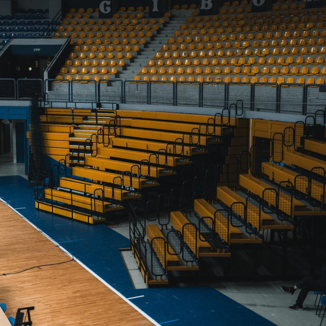 Teleskopske tribine KC Dražen Petrović