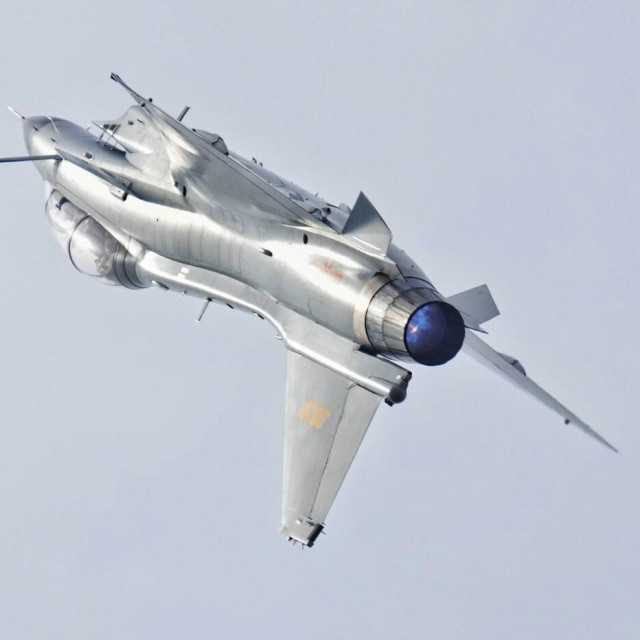 Kineski borbeni zrakoplov J-10