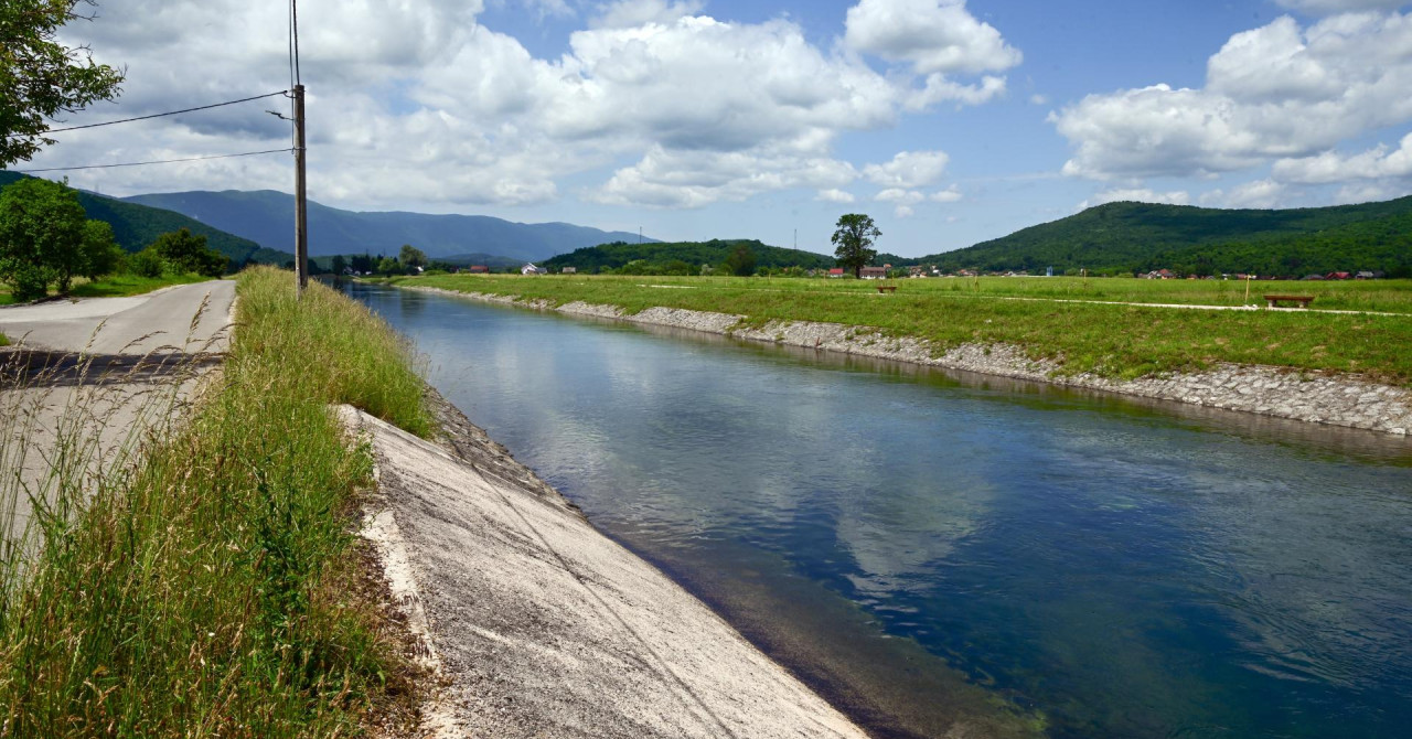 Na Hrvaškem se izgubi polovica vode med zajemom in dobavo