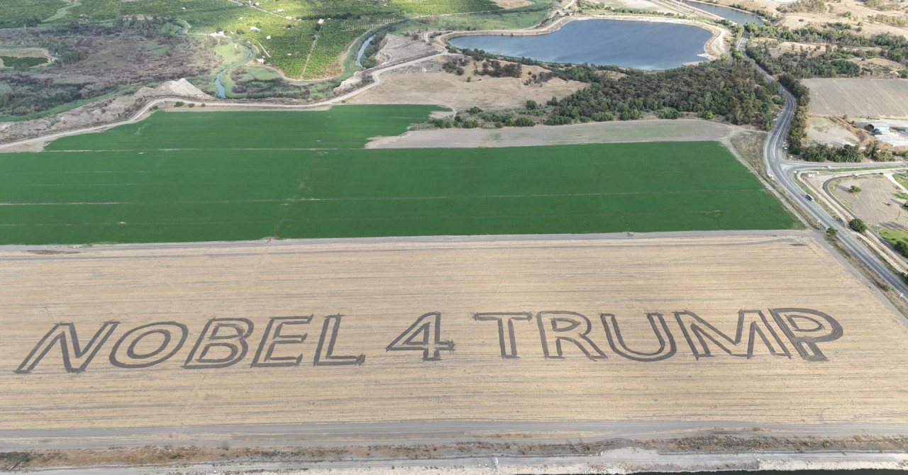 Vijest će biti objavljena u 11 sati, cijeli svijet je u iščekivanju, a pogledajte što je jučer osvanulo na jednom velikom polju!