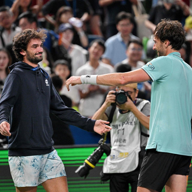 Valentin Vacherot (lijevo) i Arthur Rinderknech (desno)