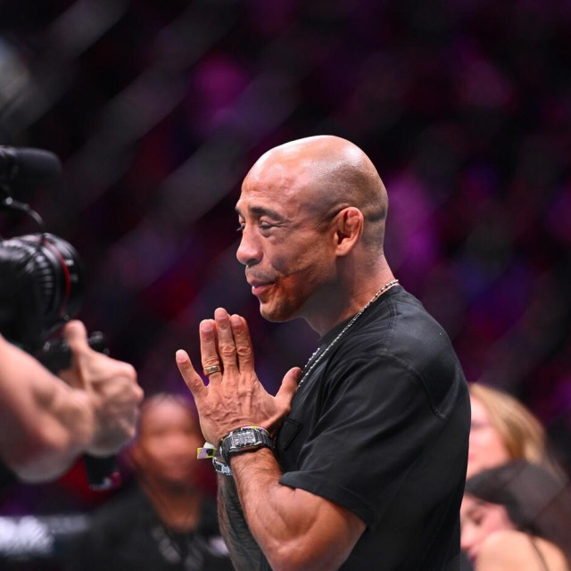 October 11, 2025, Rio De Janeiro, Rj, Brazil: Jose Aldo retires during the UFC Fight Night: Oliveira v Gamrot at Farmasi Arena on October 11, 2025, in Rio de Janeiro, RJ, Brazil. (Photo by Leandro Bernardes/PxImages),Image: 1044882998, License: Rights-managed, Restrictions:, Model Release: no, Credit line: Leandro Bernardes/Zuma Press/Profimedia