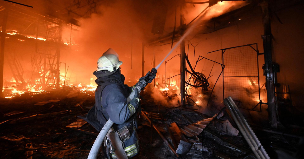 Ruski napad na Harkiv prekinuo dovod struje za 30.000 ljudi, teško oštećena i bolnica