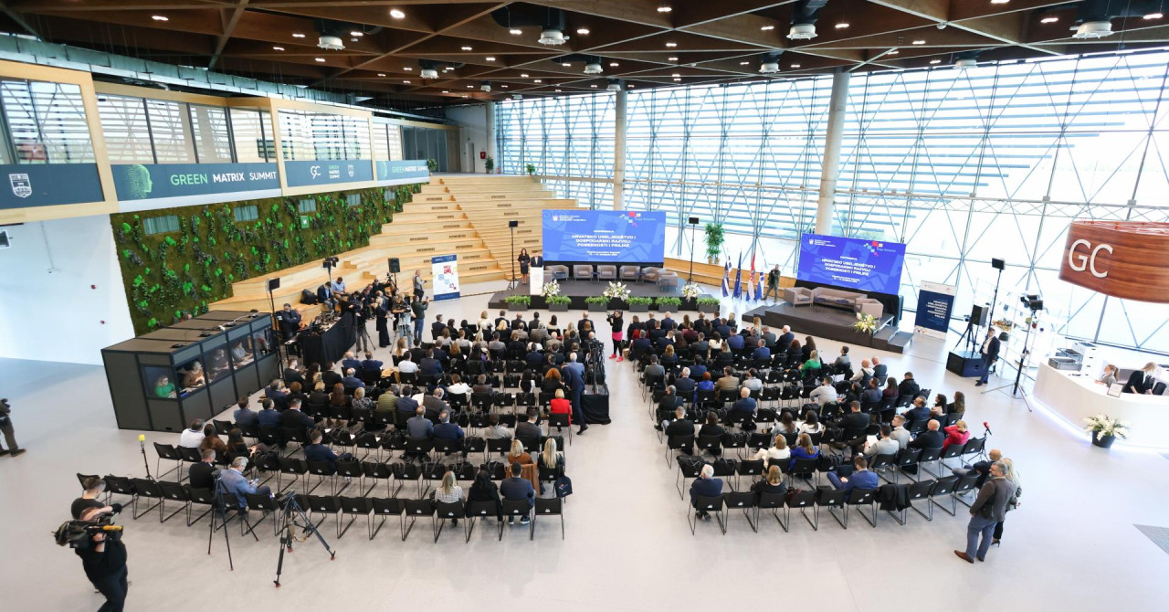 Prvič v zgodovini več Hrvatov živi v tujini kot v domovini