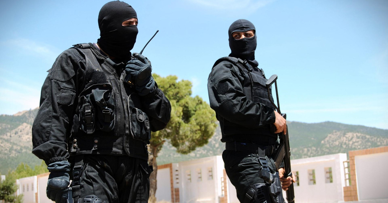 Alžir povečuje obrambni proračun zaradi varnostnih izzivov v Sahelu