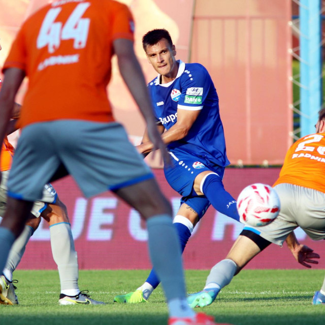 Ivan Božić u utakmici s Varaždinom