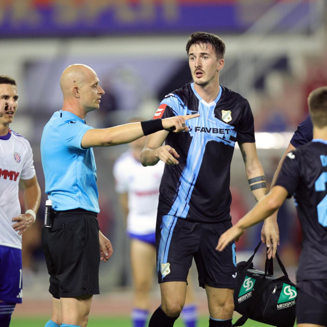 Hajduk - Rijeka: sudac Dario Bel, Stjepan Radeljić